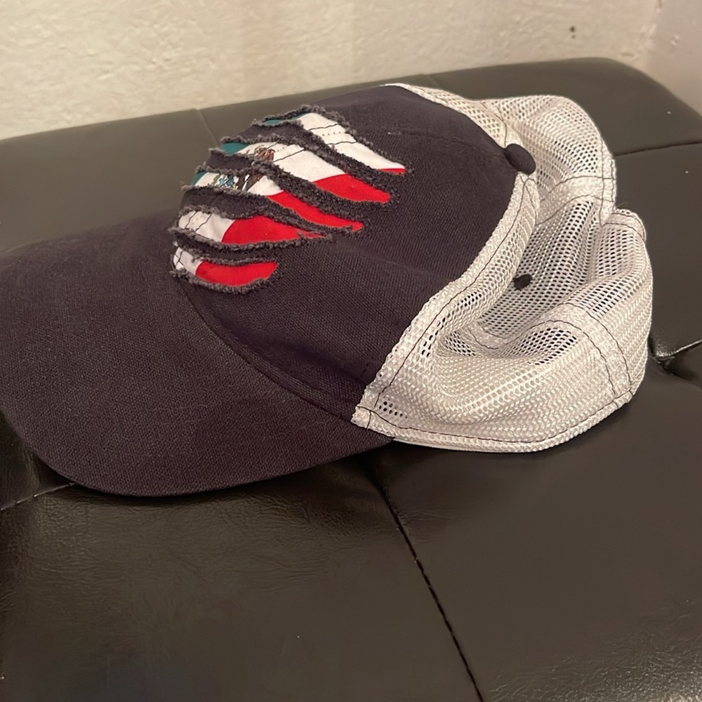 Code James hat - Picture 2 of 3